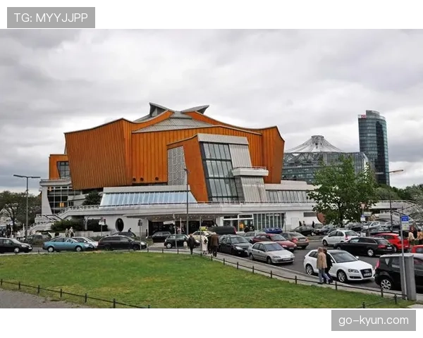 德国男排公布新球衣设计,融入柏林墙元素以纪念国家统一历史